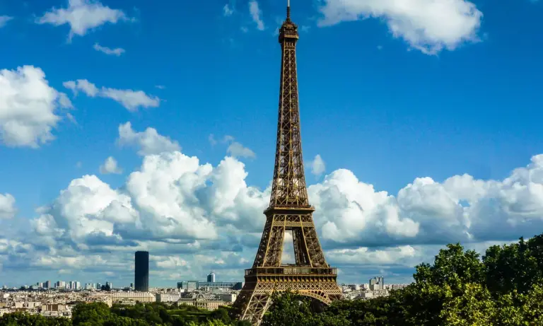 Honest Travel Guides