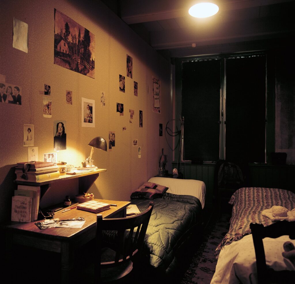 Visiting the Anne Frank House in Amsterdam