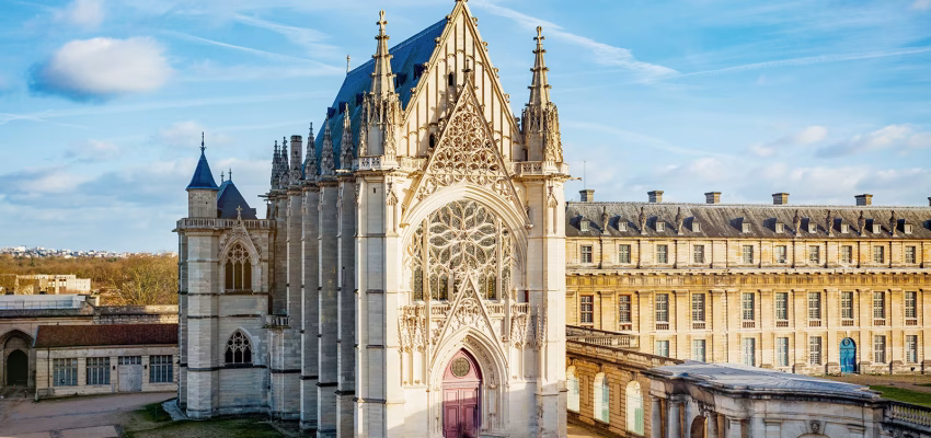 7178aa88d4ec8f7fec3c4ae6a6aad012-26700-paris-paris-highlights-guided-tour-of-notre-dame-island-with-entry-to-sainte-chapelle-06.jpeg