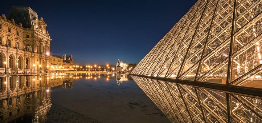 Paris-museums-Louvre-reflecting-pool-pyramid-architecture-night