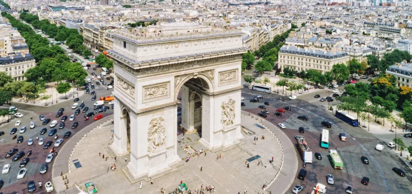 arc-de-triumph-paris-france