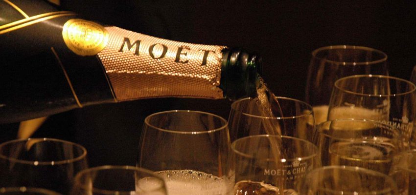 champagne-tour-from-paris-moet-tasting